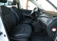 Hyundai i10 18