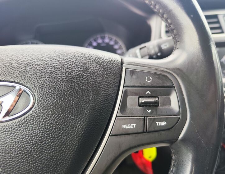 Hyundai i20 20