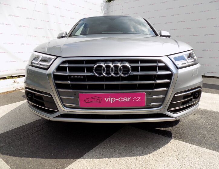 Audi Q5 5