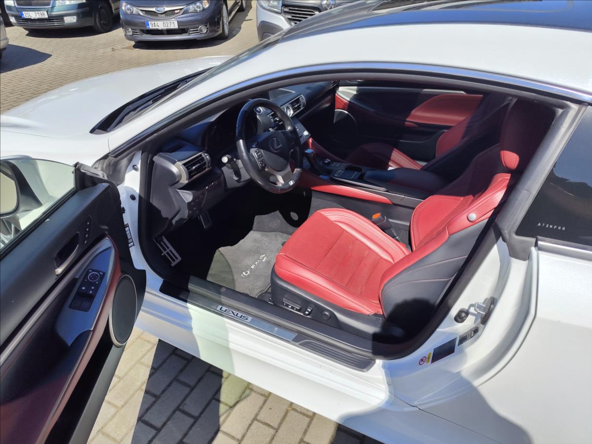 Lexus RC 300h