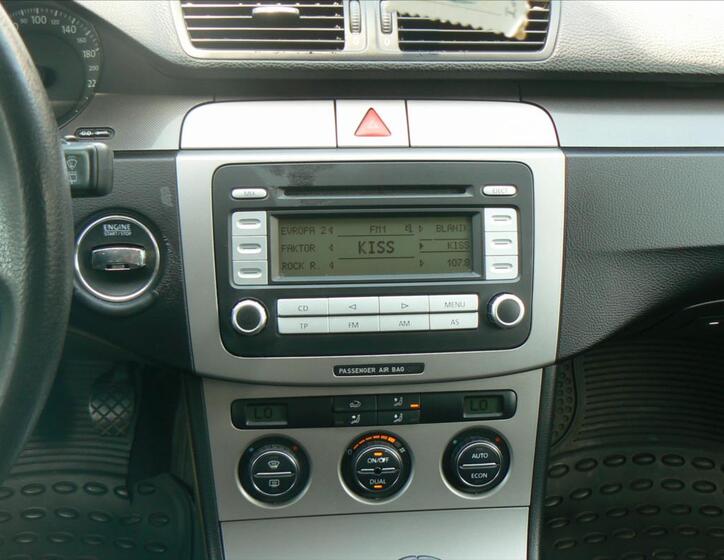 Volkswagen Passat 12