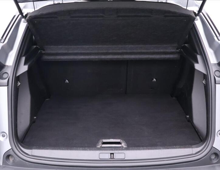 Peugeot 2008 10