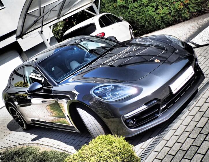 Porsche Panamera 3