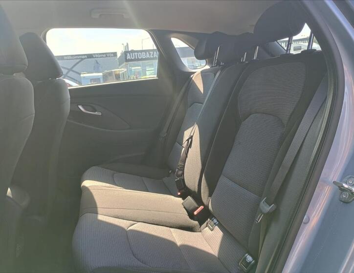 Hyundai i30 10