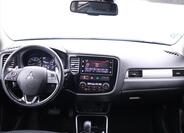 Mitsubishi Outlander 26
