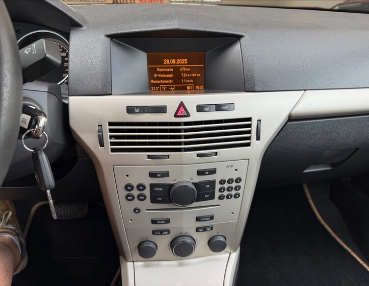 Opel Astra 16