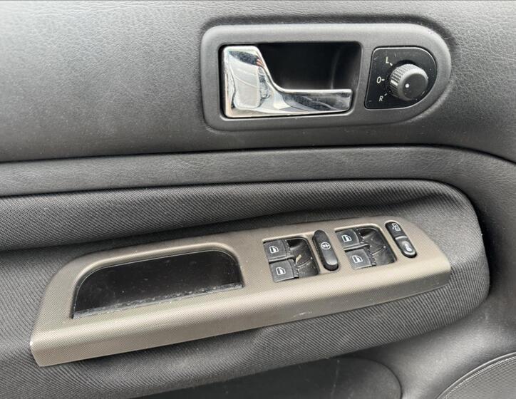 Volkswagen Golf 40