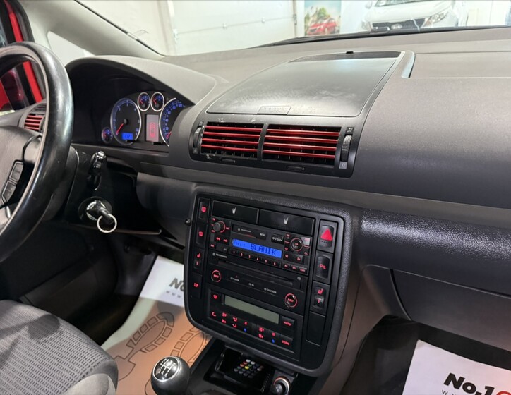 Volkswagen Sharan 15