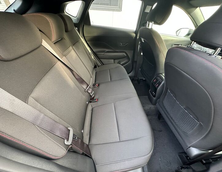 Hyundai Kona 16