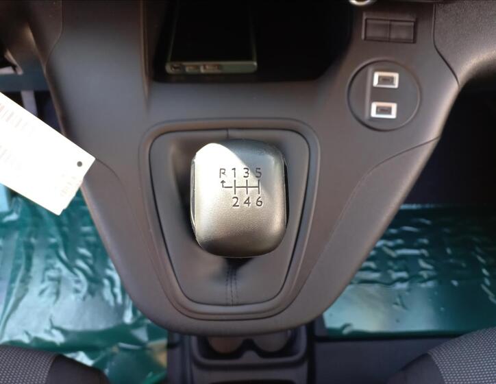 Toyota ProAce City 18