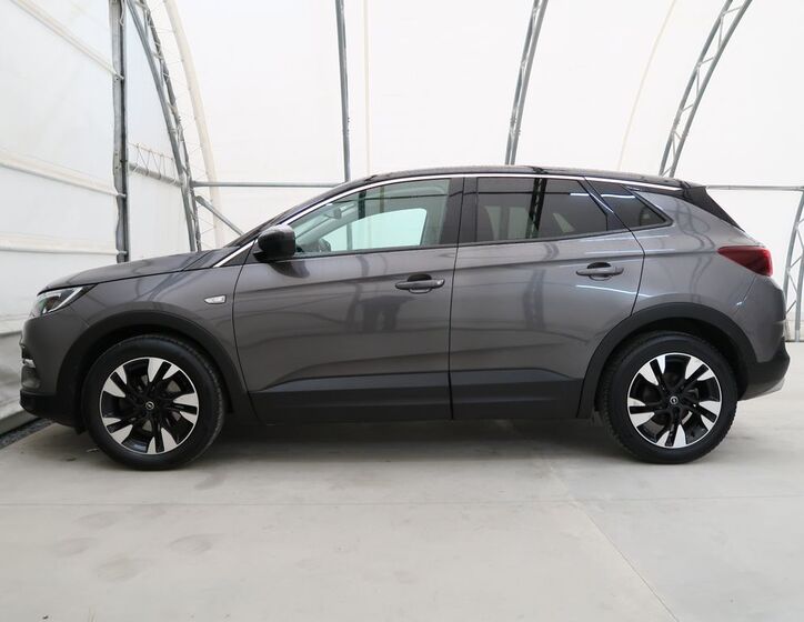 Opel Grandland X 9