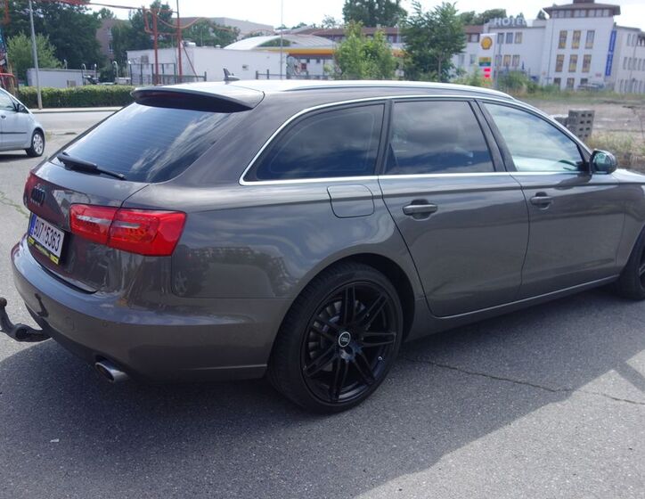 Audi A6 8