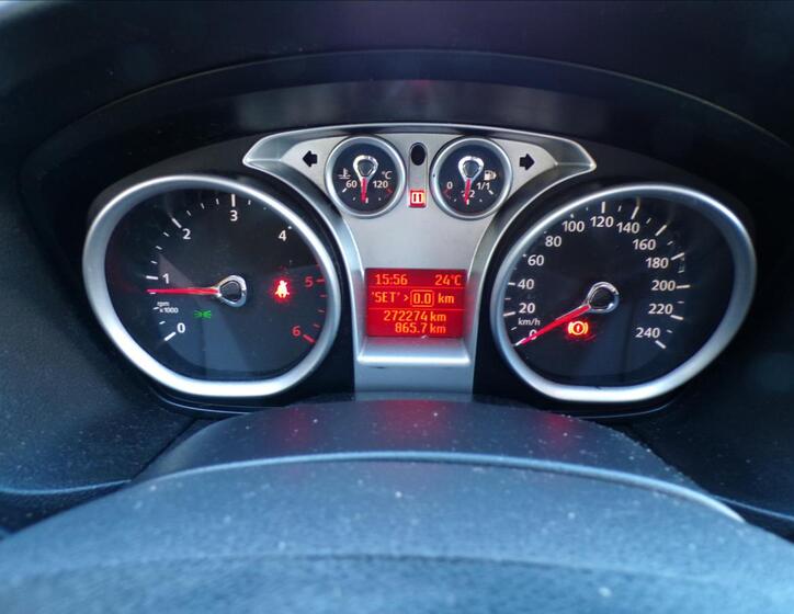 Ford Focus 8