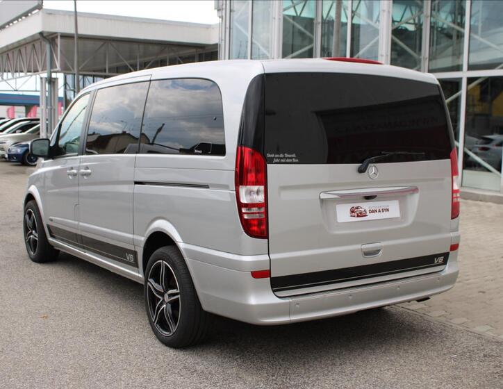 Mercedes-Benz Viano 4