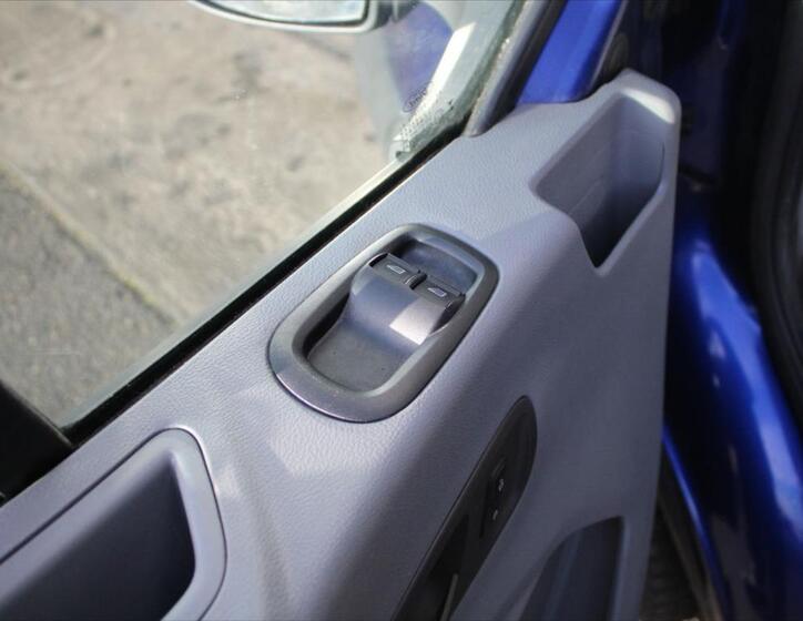 Ford Transit 11