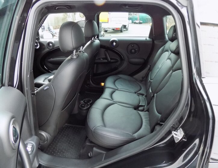 Mini Countryman 10