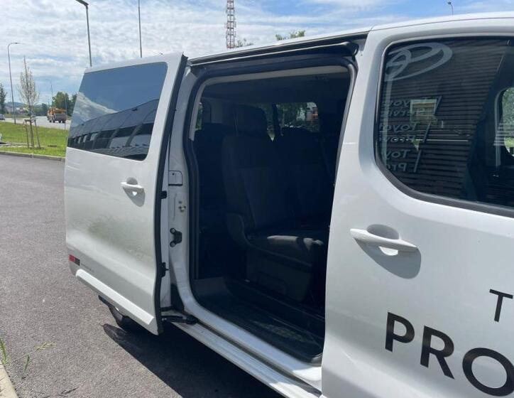 Toyota ProAce Verso 23