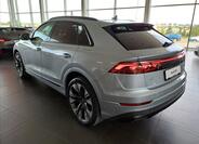 Audi Q8 7