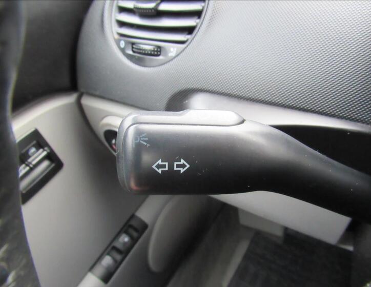Volkswagen New Beetle 19