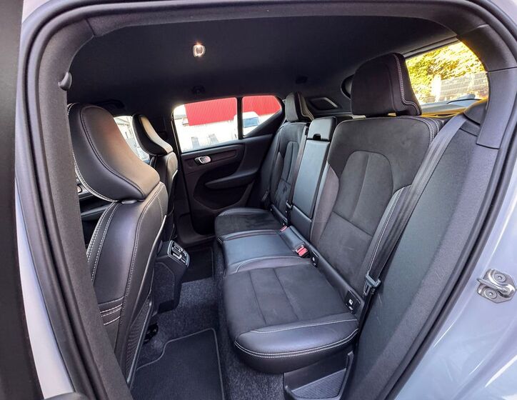 Volvo XC40 13