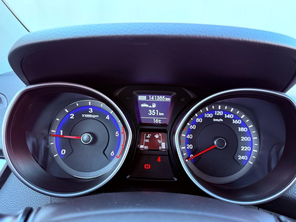 Hyundai i30 16