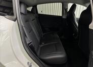 Tesla Model Y 30