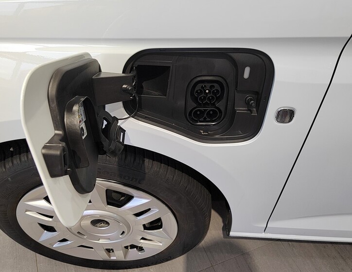 Ford Transit Connect 15
