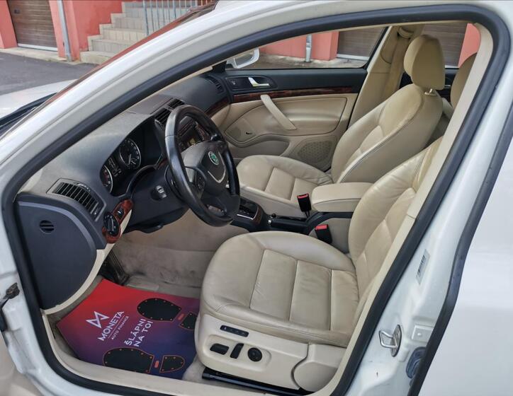Škoda Octavia 10