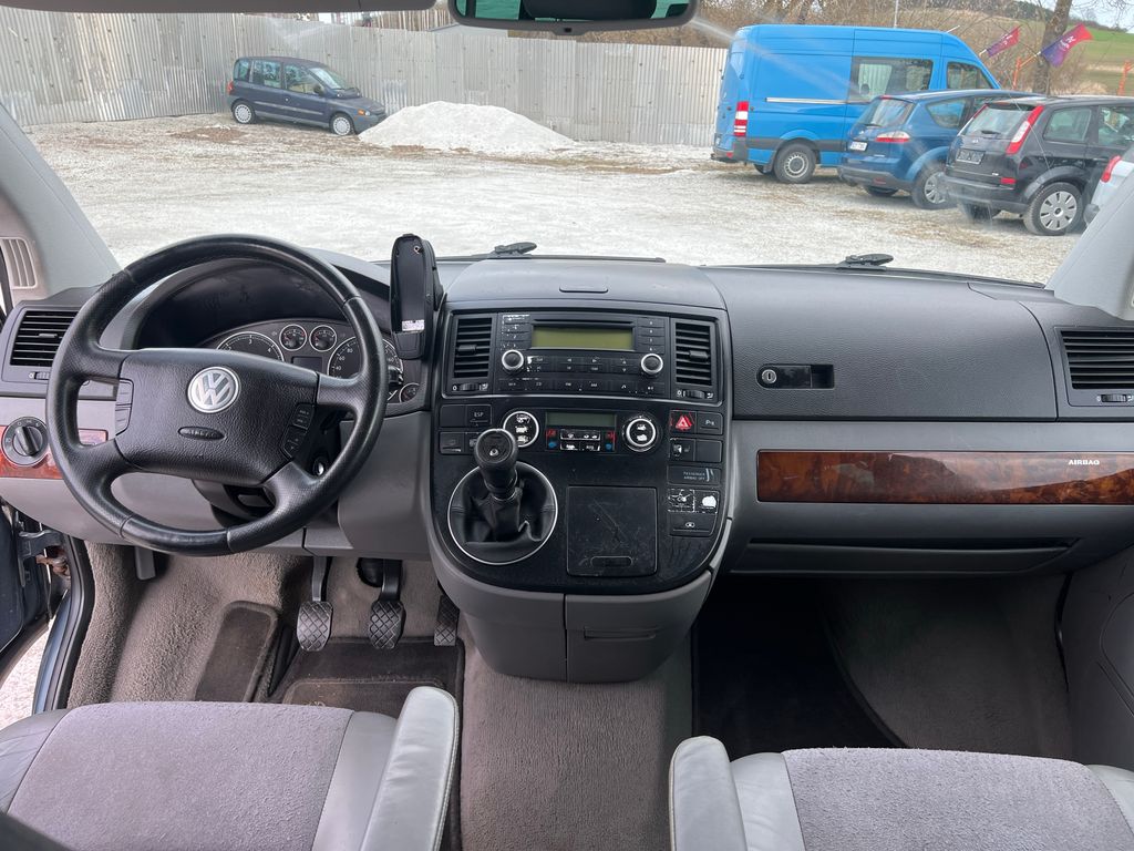 Volkswagen Multivan