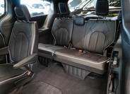 Chrysler Pacifica 34