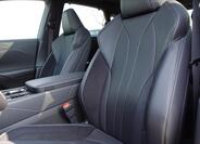 Lexus RX 500h 38