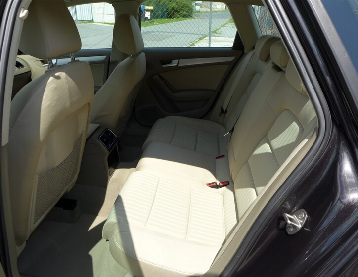 Audi A4 26