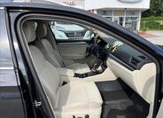 Škoda Superb 8