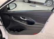 Hyundai i30 24