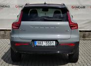 Volvo XC40 4