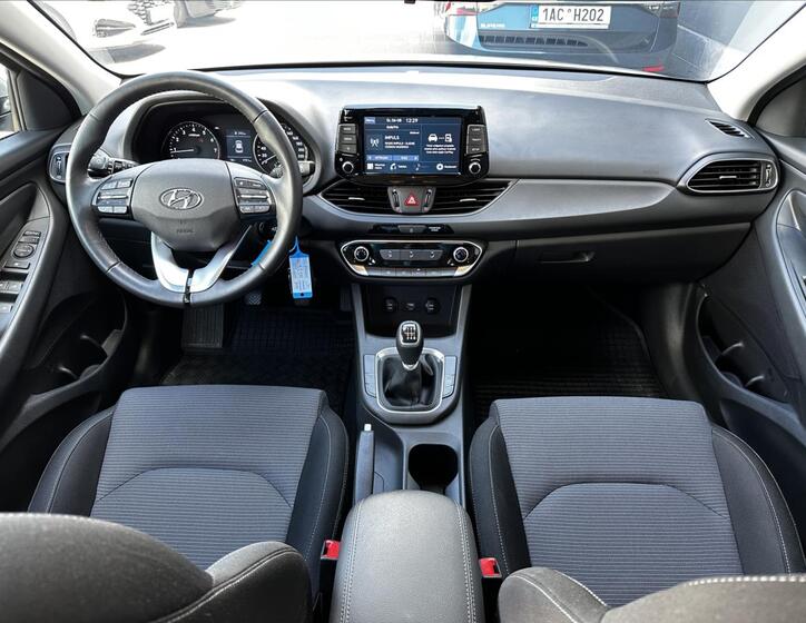 Hyundai i30 13