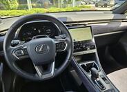 Lexus LBX 22
