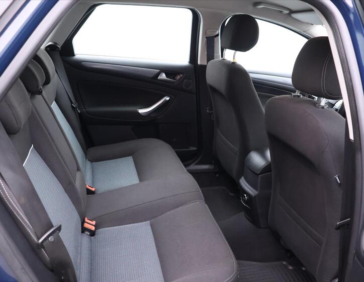 Ford Mondeo 14