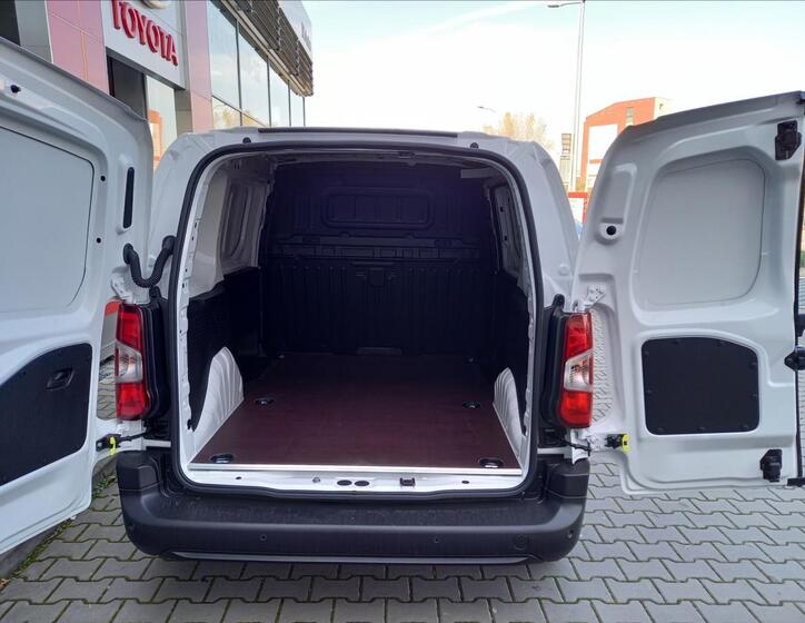 Toyota ProAce City 10