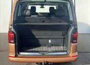 Volkswagen Multivan 11