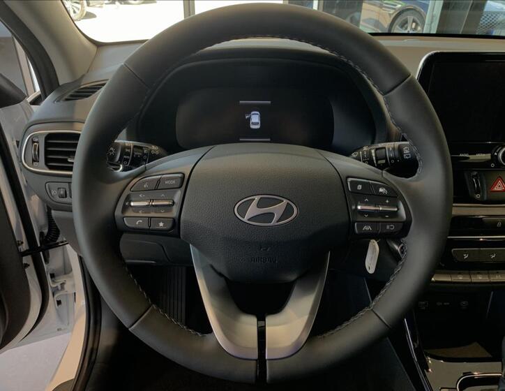 Hyundai i30 28