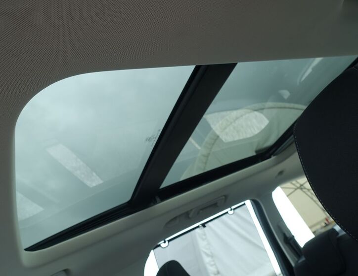 Ford Galaxy 28