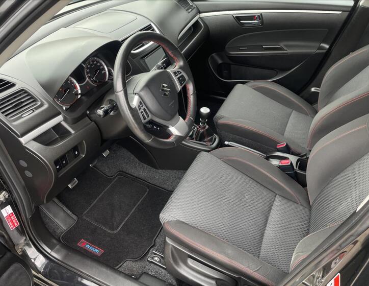 Suzuki Swift 13