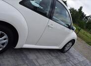 Volkswagen New Beetle 10