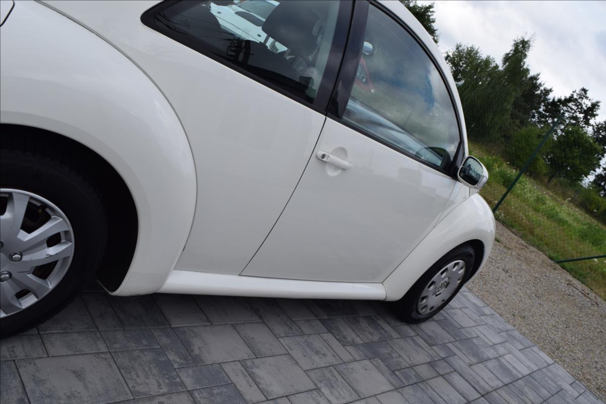 Volkswagen New Beetle