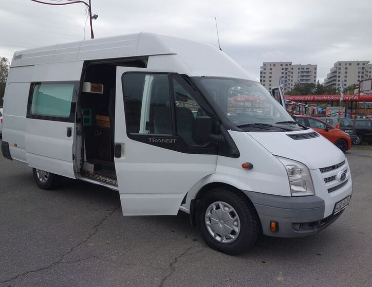Ford Transit 12