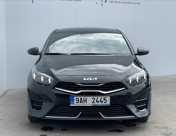 KIA ProCeed 21