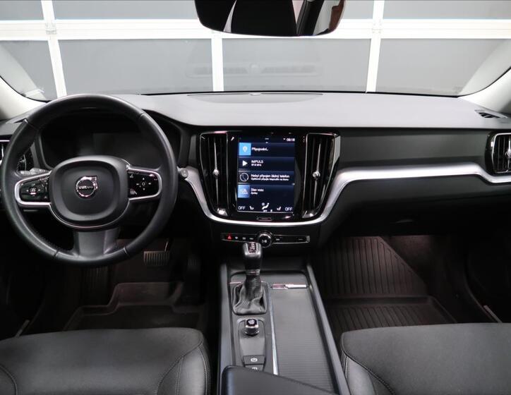 Volvo V60 12
