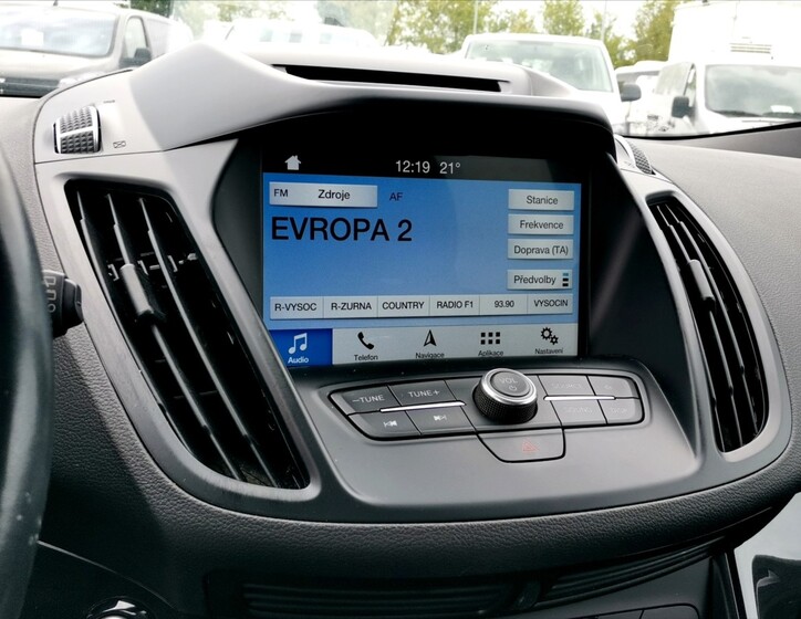 Ford Kuga 9