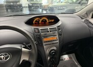 Toyota Yaris 7